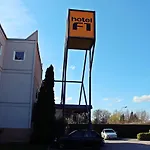 Hotelf1 Saint-die