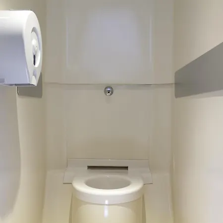 Hotelf1 Saint-die فندق