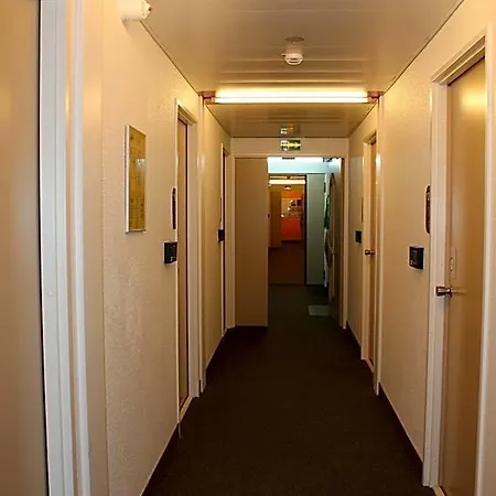 Hotelf1 Saint-die Hotel *