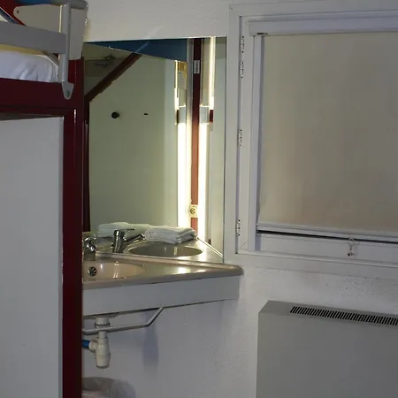 Hotelf1 Saint-die Saint-Die-des-Vosges