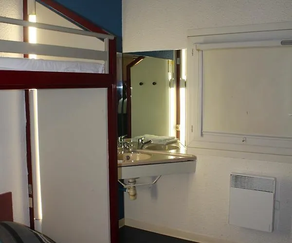 Hotelf1 Saint-die Hotel *