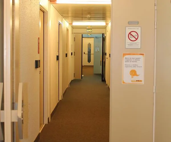 Hotel Hotelf1 Saint-die *